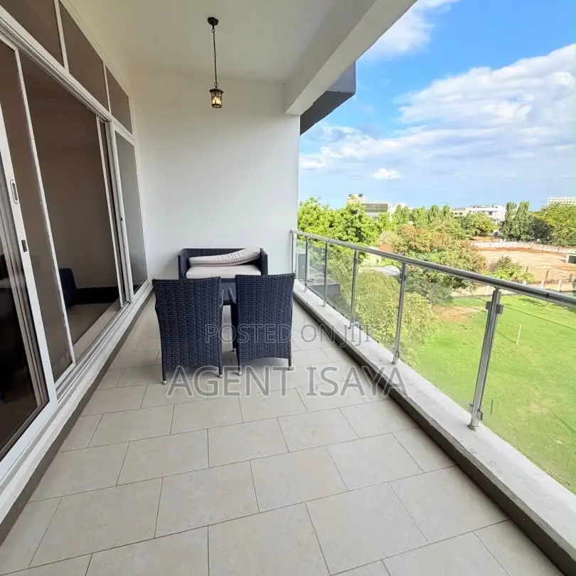 Furnished 2bdrm Apartment in Oyster Bay for rent