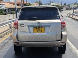 Toyota Vanguard 2008 Ivory