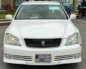 Toyota Crown 2004 White
