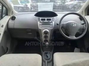 Toyota Vitz 2009 Blue