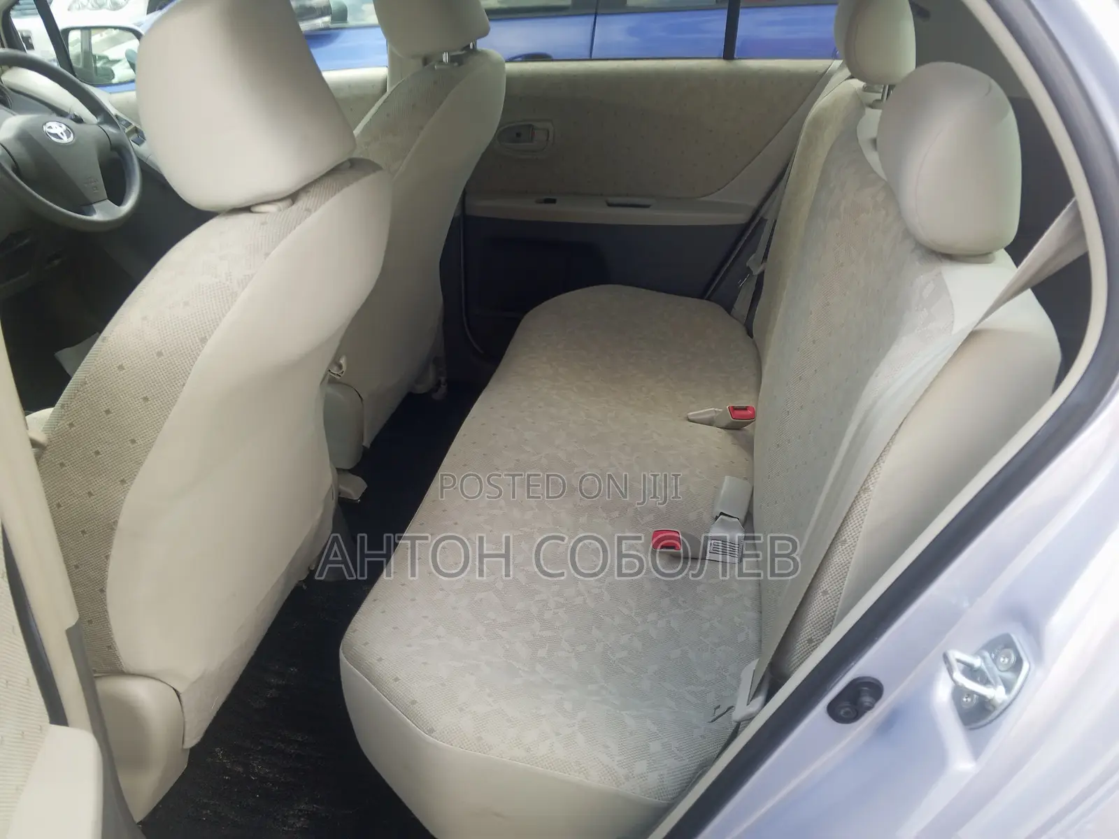 Toyota Vitz 2009 Blue