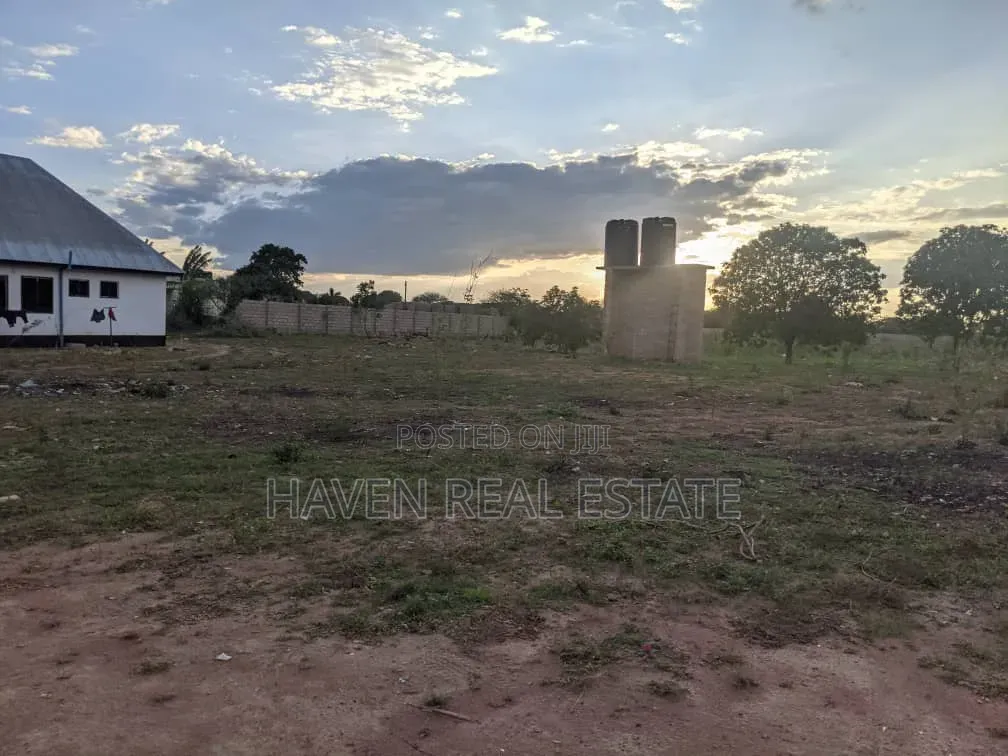 *Eneo La Ekari 3.7 Linauzwa Mbwanga-Mipango, Dodoma*
