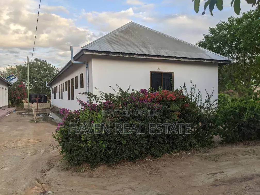 *Eneo La Ekari 3.7 Linauzwa Mbwanga-Mipango, Dodoma*