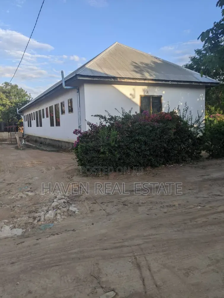 *Eneo La Ekari 3.7 Linauzwa Mbwanga-Mipango, Dodoma*