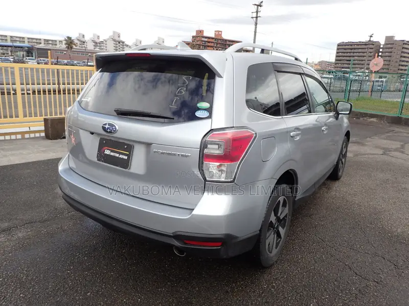 Subaru Forester 2016 Silver