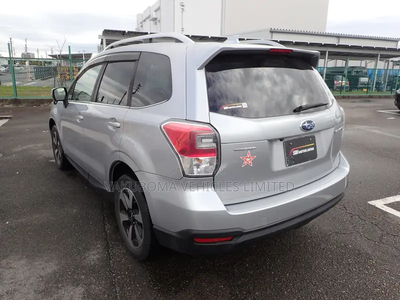 Subaru Forester 2016 Silver
