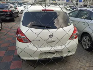Nissan Tiida 2011 White