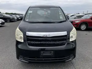 Toyota Noah 2009 Black