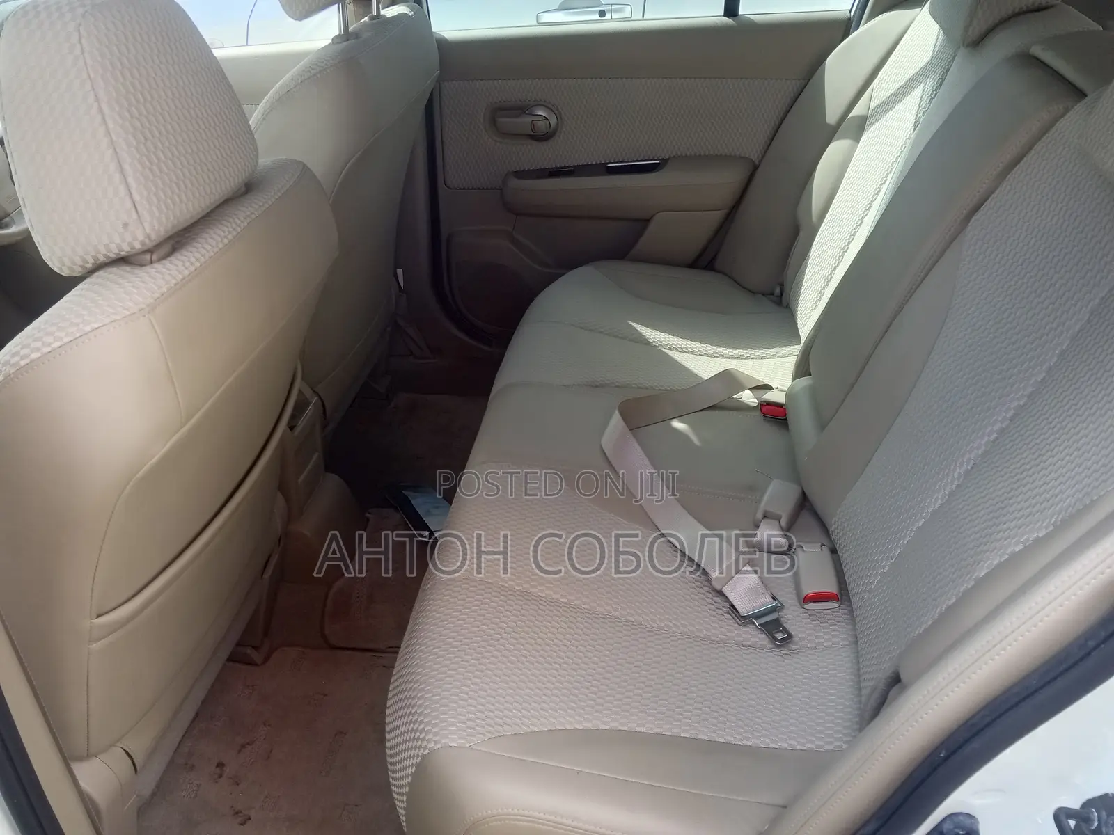 Nissan Tiida 2012 White