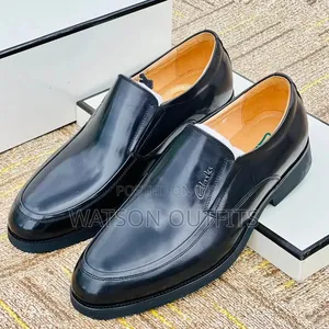 Two 2 Colours Men's Leather Shoes or Mocca Clarks Brand