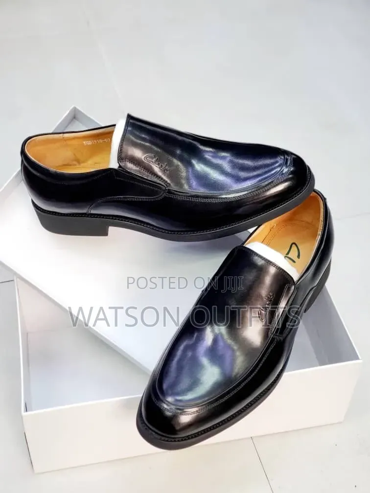 Two 2 Colours Men's Leather Shoes or Mocca Clarks Brand