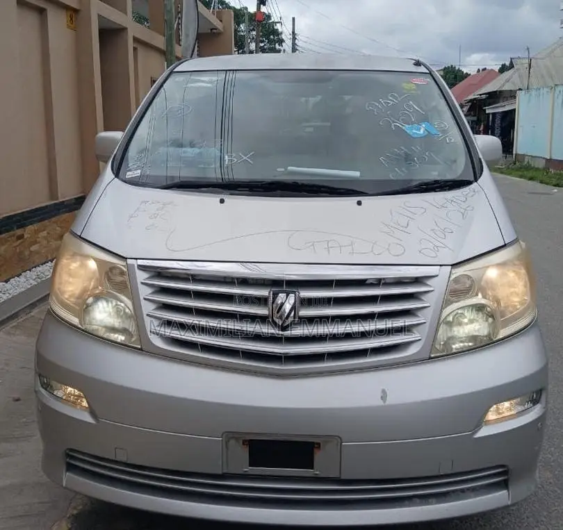 Toyota Alphard 2005 Silver