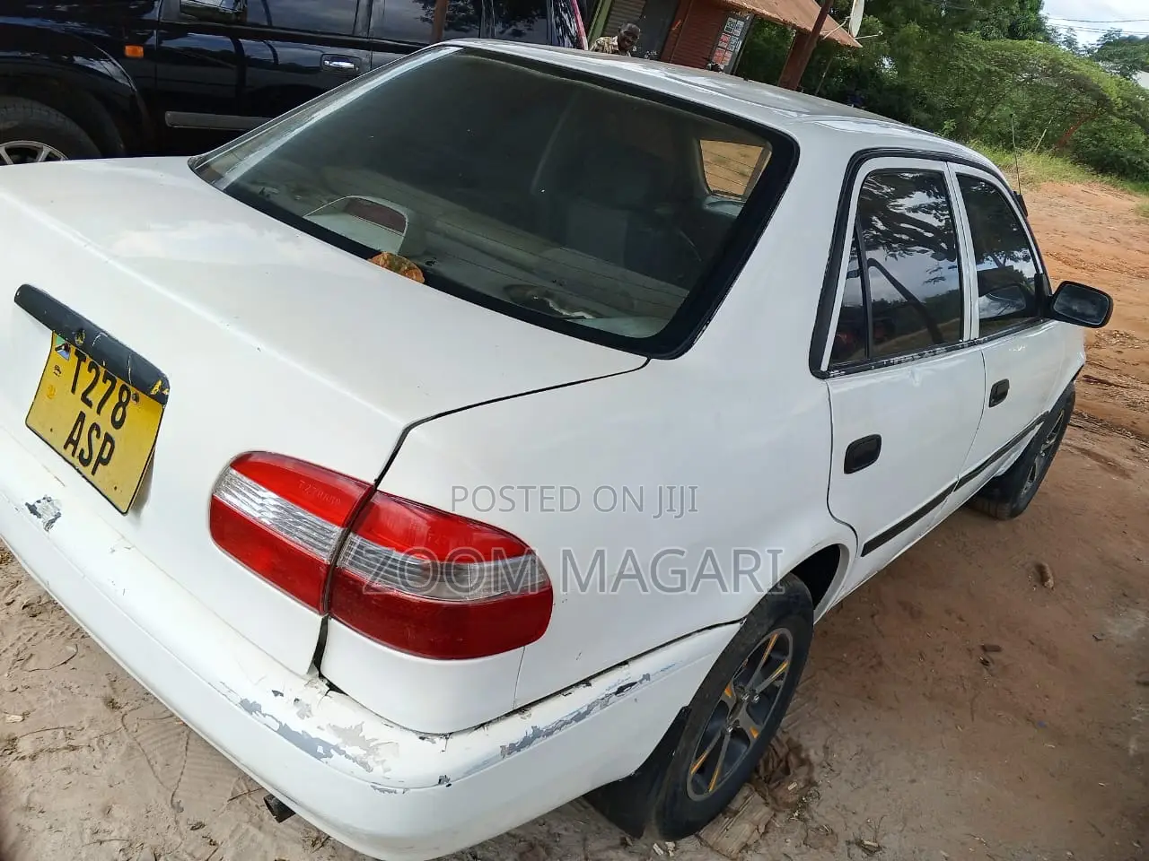 Toyota Corolla 1997 White