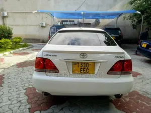Toyota Crown 2007 White