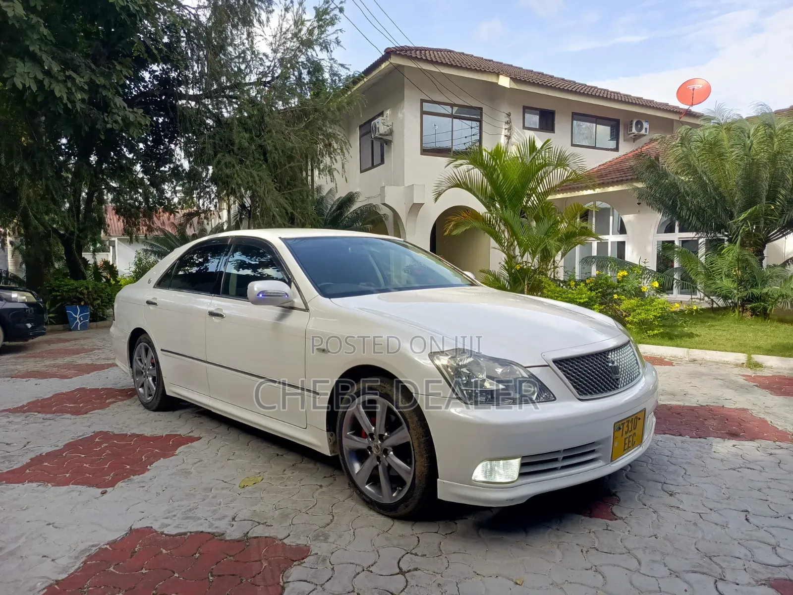 Toyota Crown 2007 White