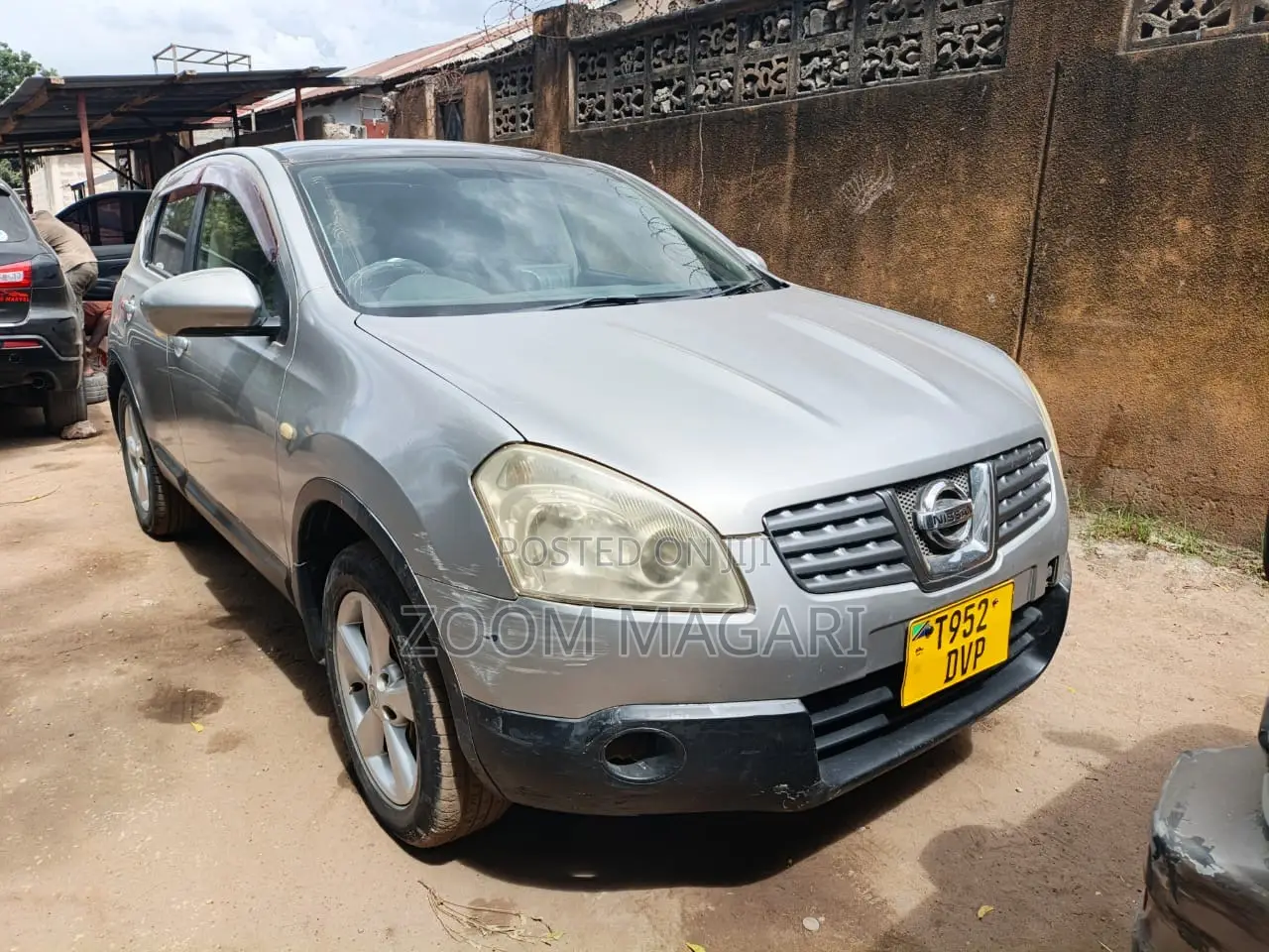 Nissan Dualis 2010 Silver