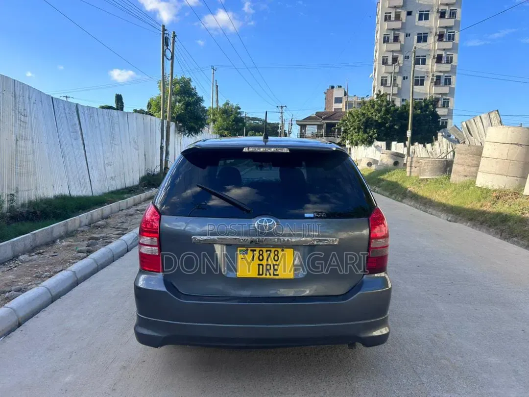 Toyota Wish 2006 Gray