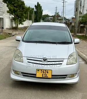 Toyota Corolla Spacio 2004 Silver