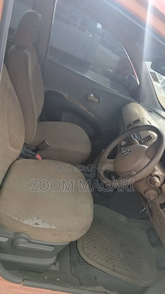 Nissan March 2006 Beige