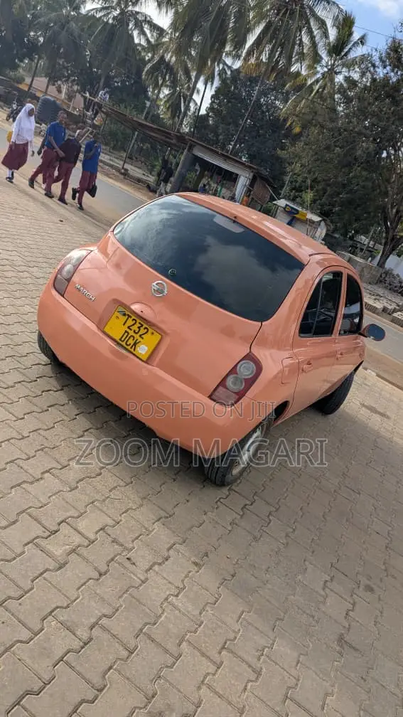 Nissan March 2006 Beige