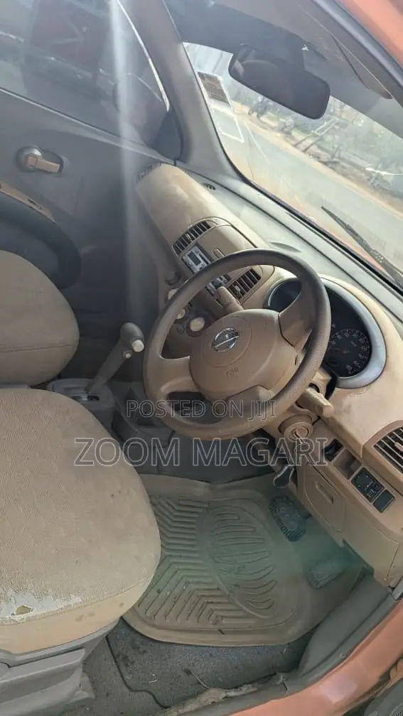 Nissan March 2006 Beige