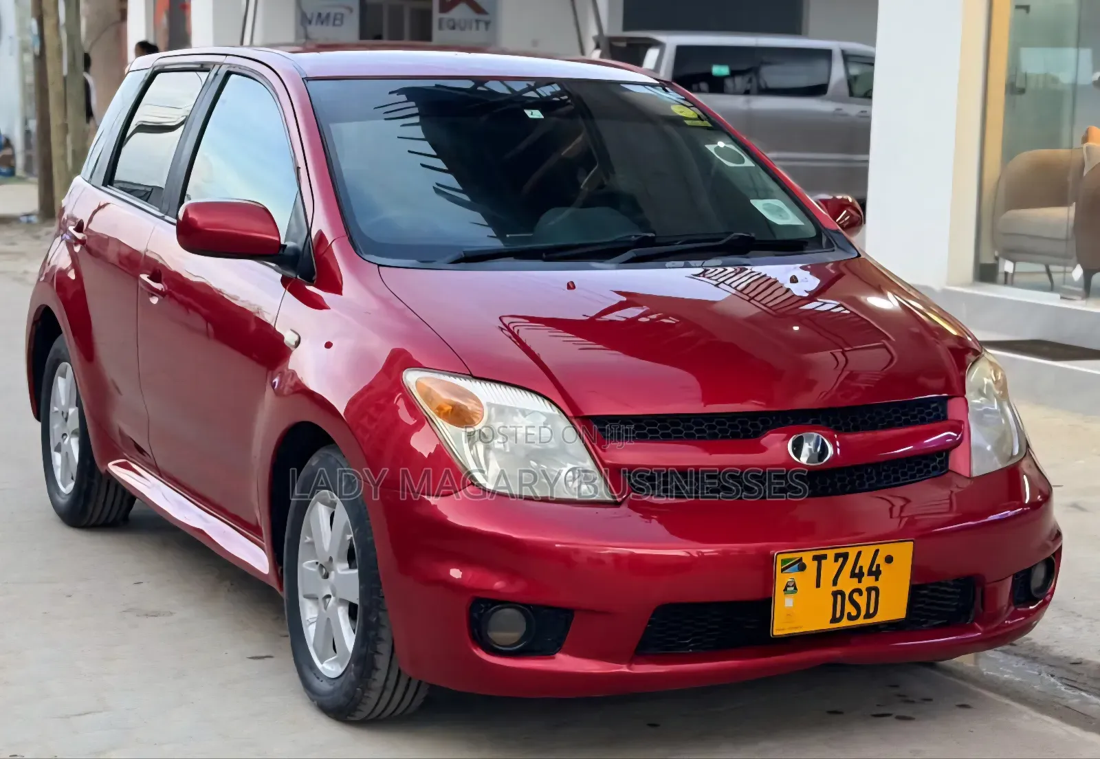 Toyota IST 2006 Red
