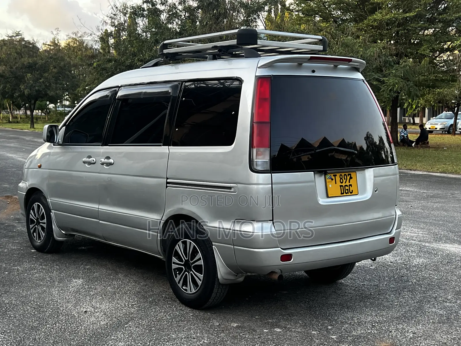 Toyota Noah 2001 Silver
