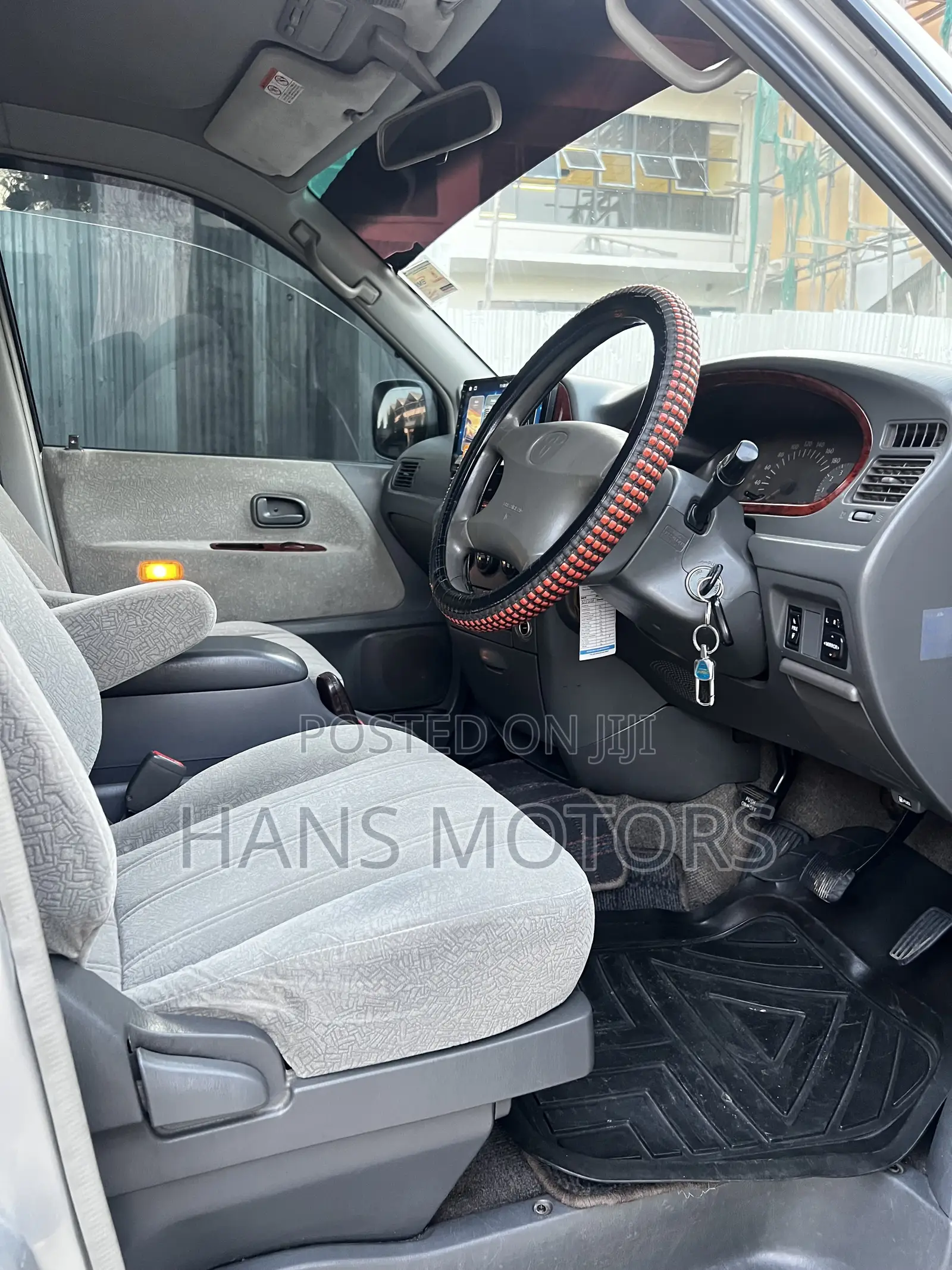Toyota Noah 2001 Silver