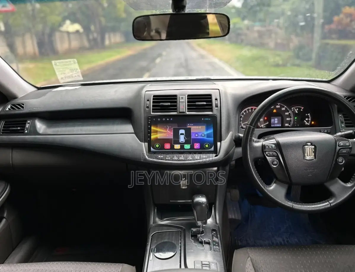Toyota Crown 2009 Silver
