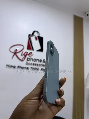 Apple iPhone 16 128 GB Green