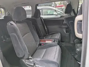 Toyota Alphard 2011 White