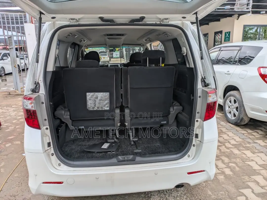 Toyota Alphard 2011 White