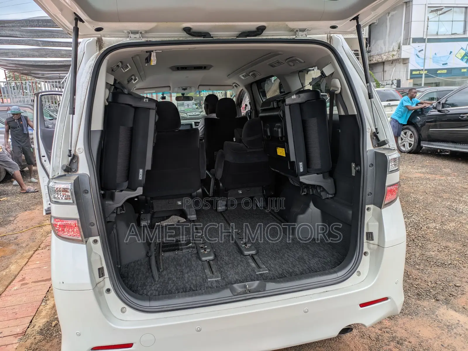 Toyota Alphard 2011 White