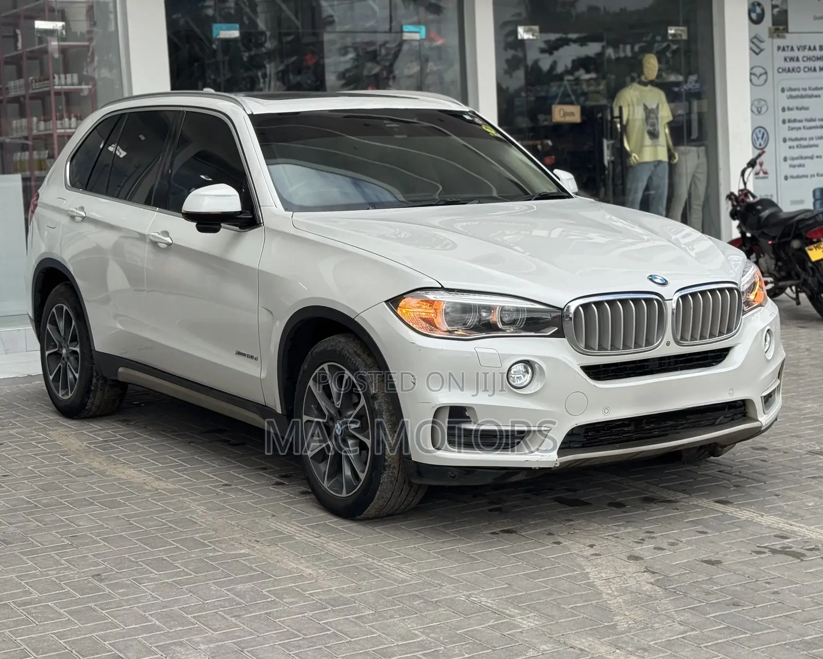 BMW X5 xDrive35d 4dr SUV AWD (3.0L 6cyl Turbodiesel 8A) 2015 White