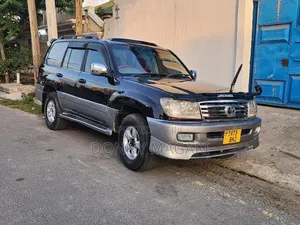 Toyota Land Cruiser 2001 Black