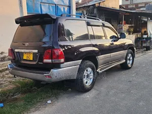 Toyota Land Cruiser 2001 Black