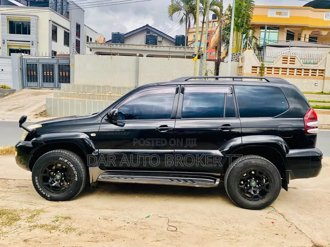 Toyota Land Cruiser Prado 2006 Black