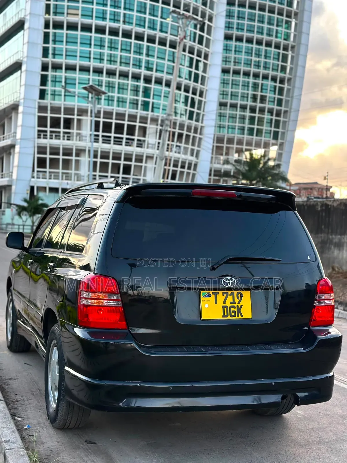 Toyota Kluger 2001 Black