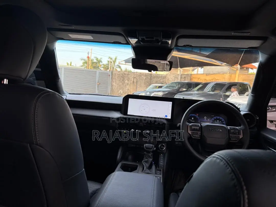 Toyota Land Cruiser Prado 2.8 2024 Gray