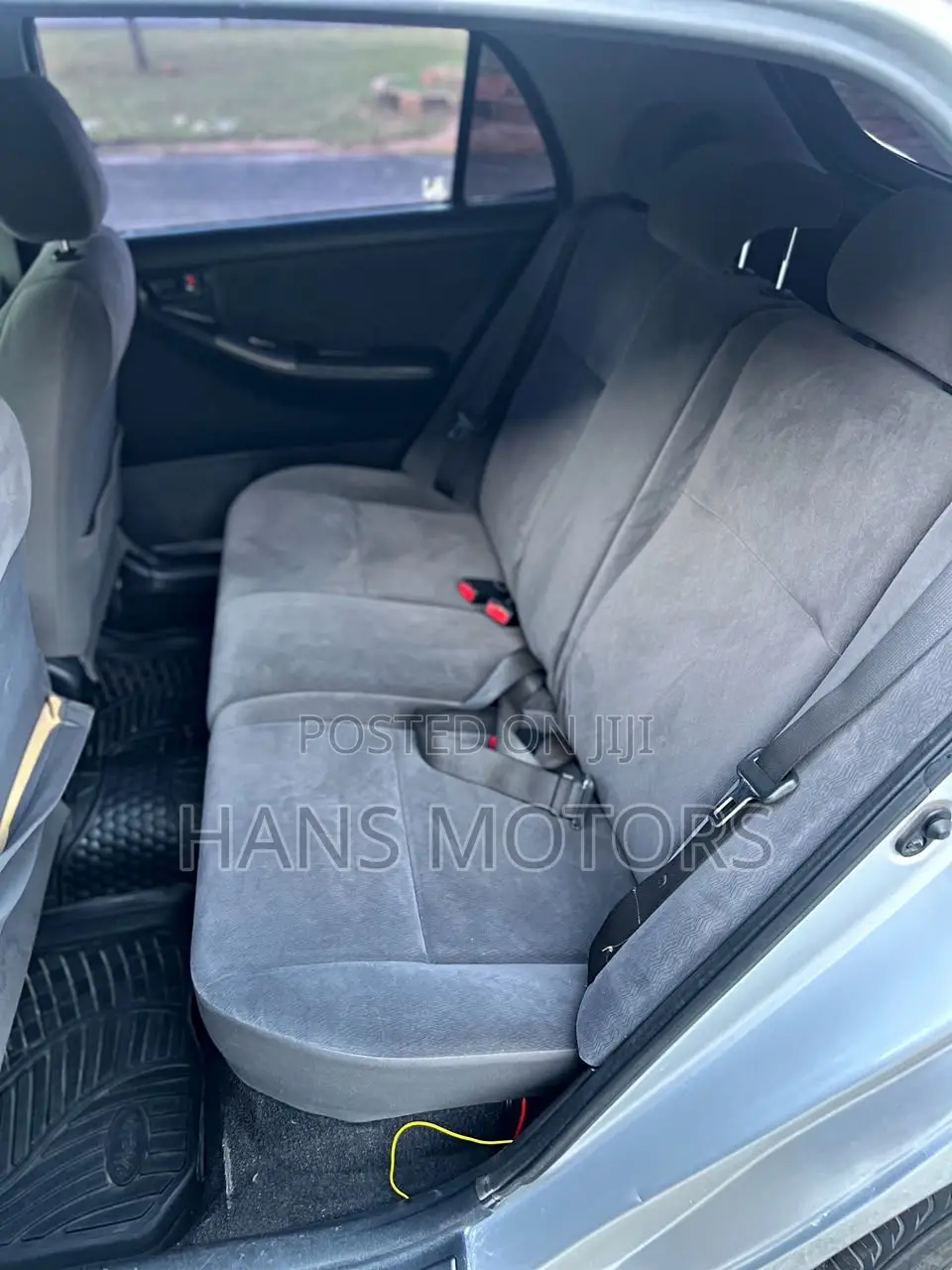 Toyota Corolla RunX 2004 Silver
