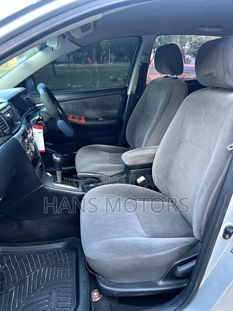 Toyota Corolla RunX 2004 Silver