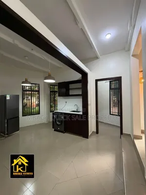 2bdrm Villa in Oyster Bay for rent