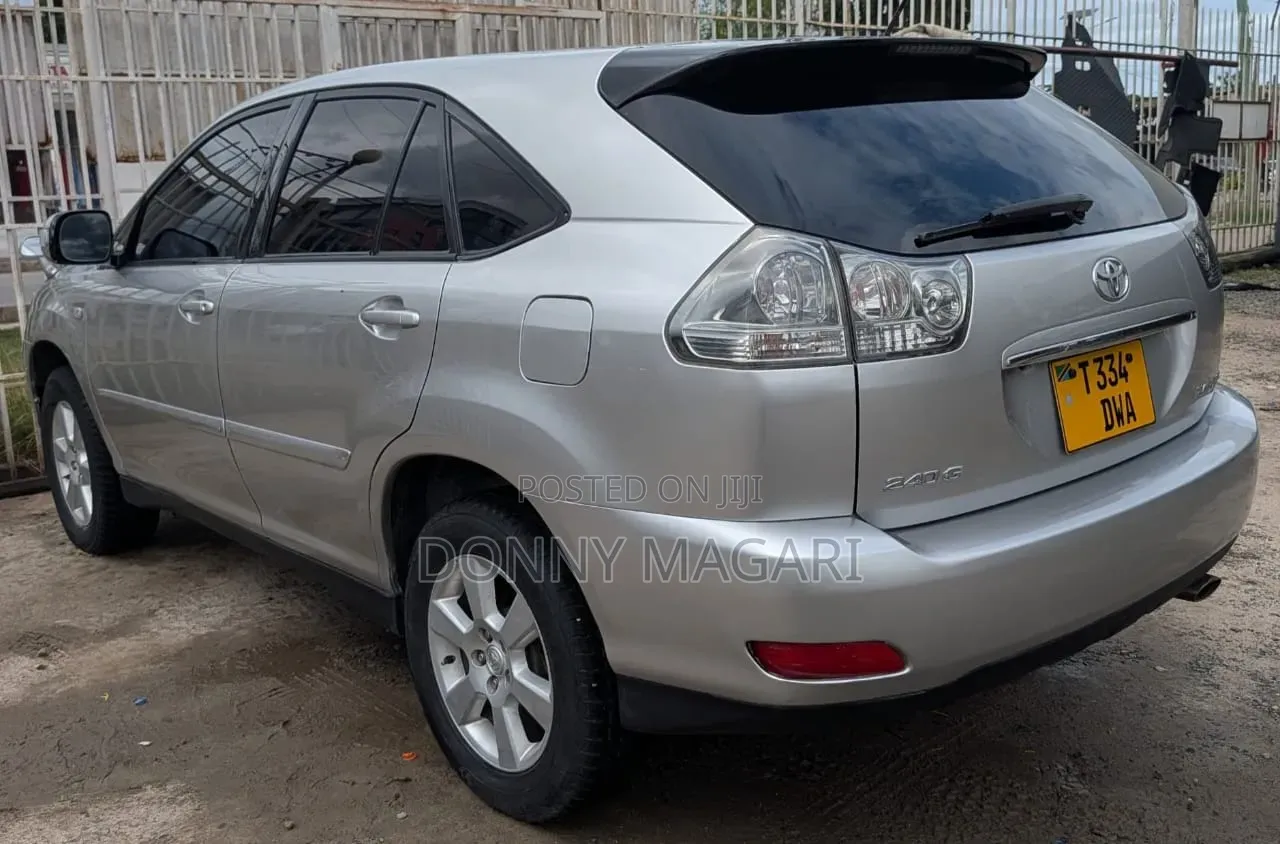 Toyota Harrier 2007 Silver