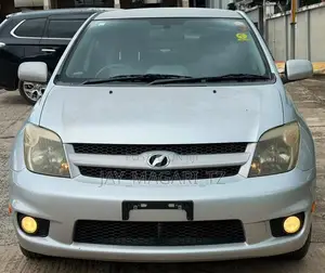 Toyota IST 2006 Silver