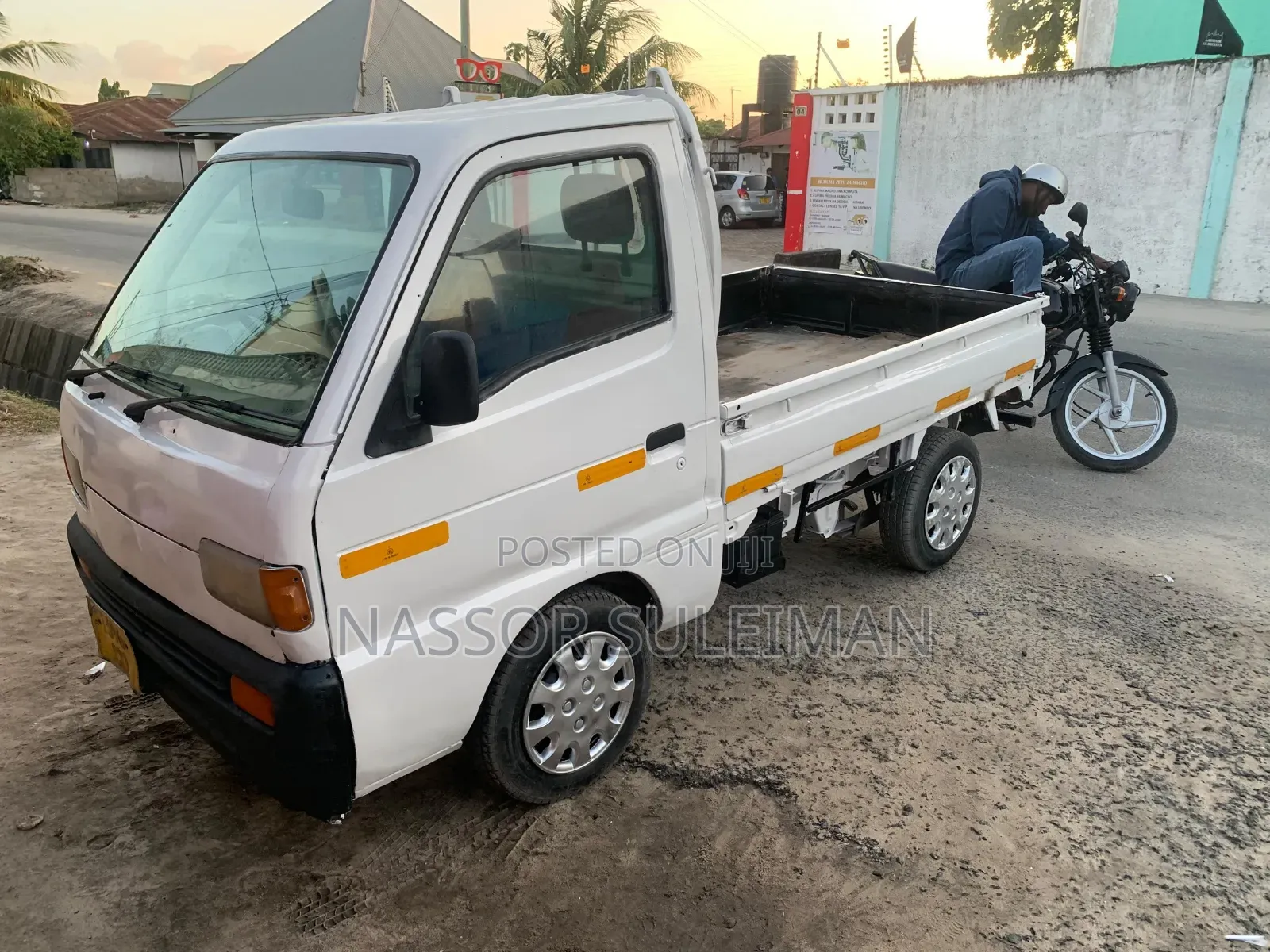 Suzuki Carr 4whell Driver Kali Sanaa Imekaza Kila Idara Wahi