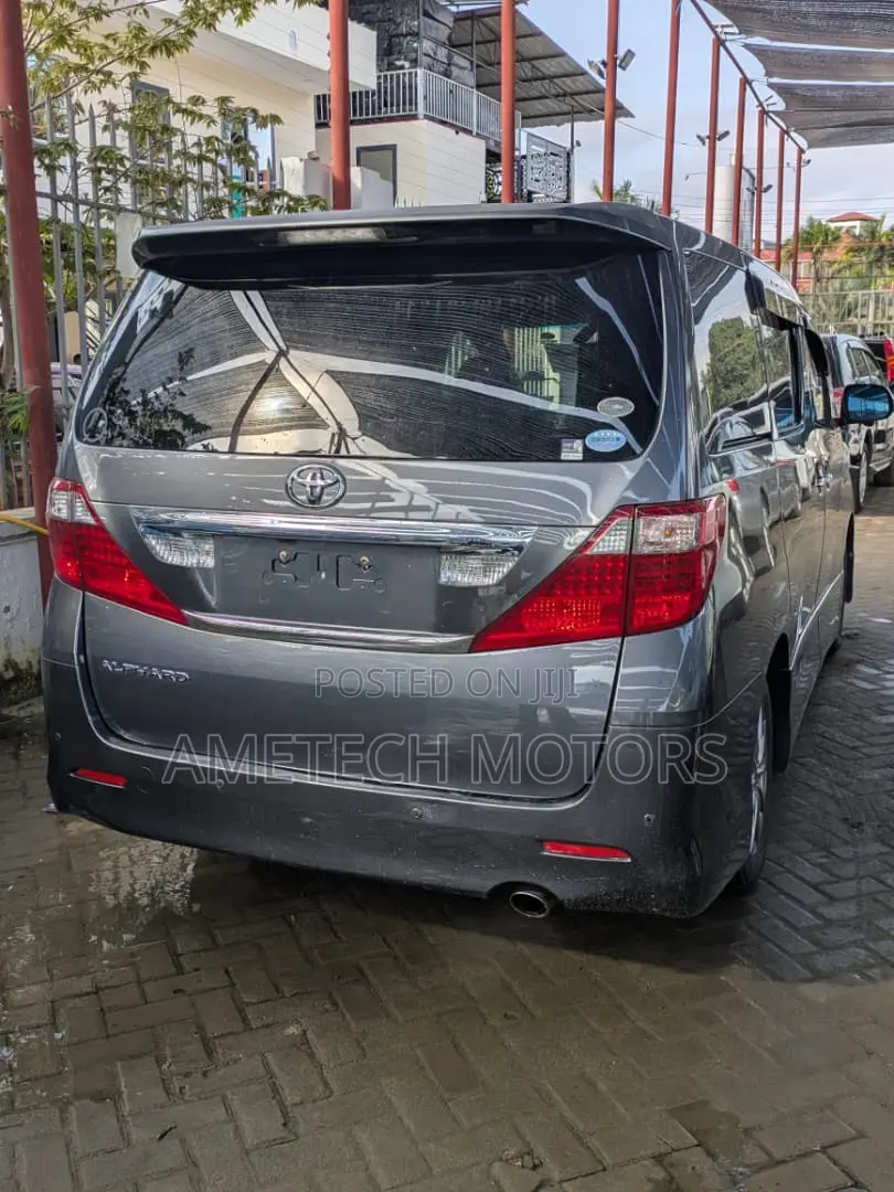 Toyota Alphard 2011 Gray