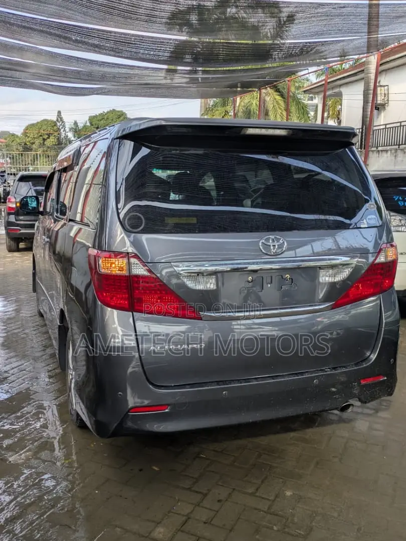 Toyota Alphard 2011 Gray