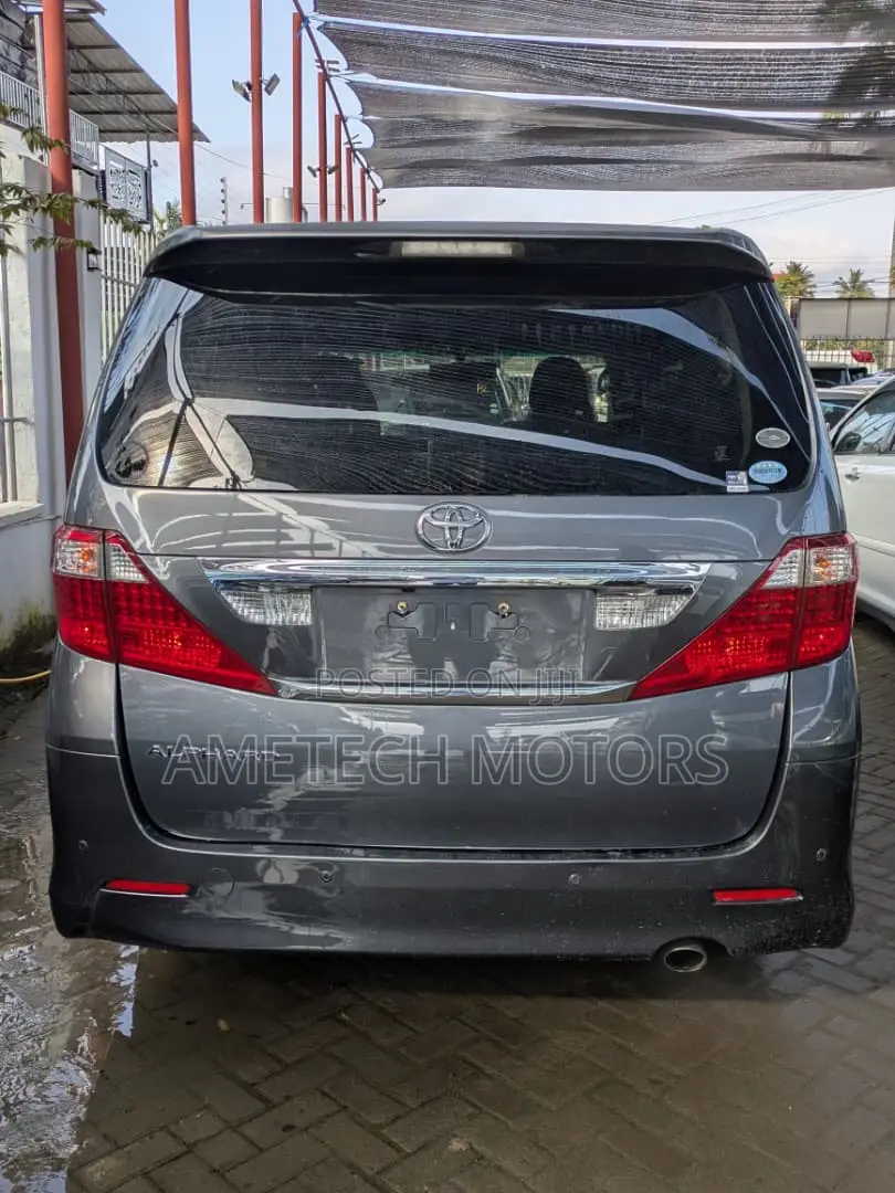 Toyota Alphard 2011 Gray