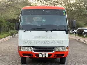 Mitsubishi Fuso Rosa 2008