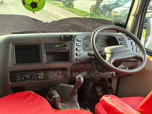 Mitsubishi Fuso Rosa 2008